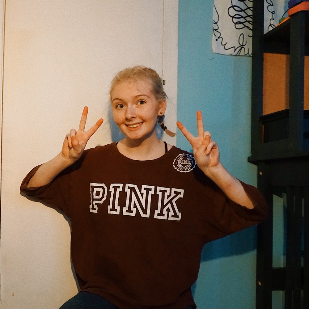 3 quarter sleeve shirt from pink